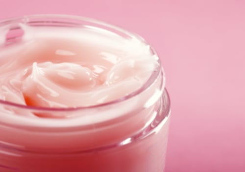 Oil-Based Moisturizers: Benefits and Tips for Choosing the Right Product